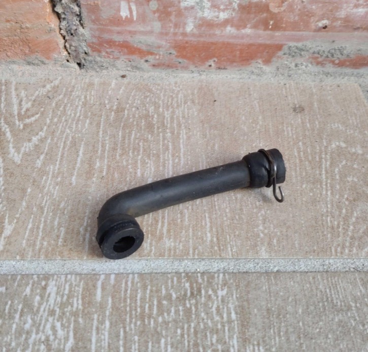 Entlüftungsschlauch Motorentlüftung links gebraucht für BMW Motorrad R Modelle