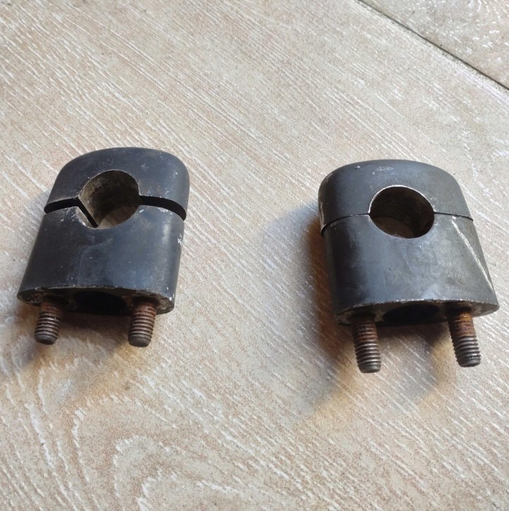 Lenkerklemmbock oben und unten für Lenker BMW R65 R80 G/S ST