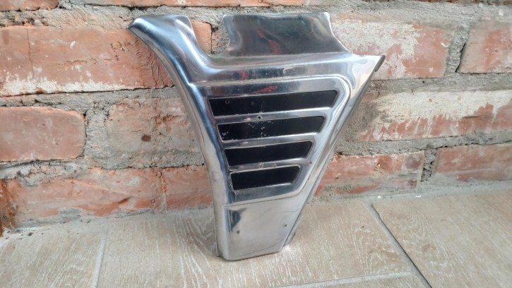 Batterieabdeckung rechts gebraucht für BMW Motorrad /5 Modelle Batterieabdeckung rechts gebraucht für BMW Motorrad /5 Modelle