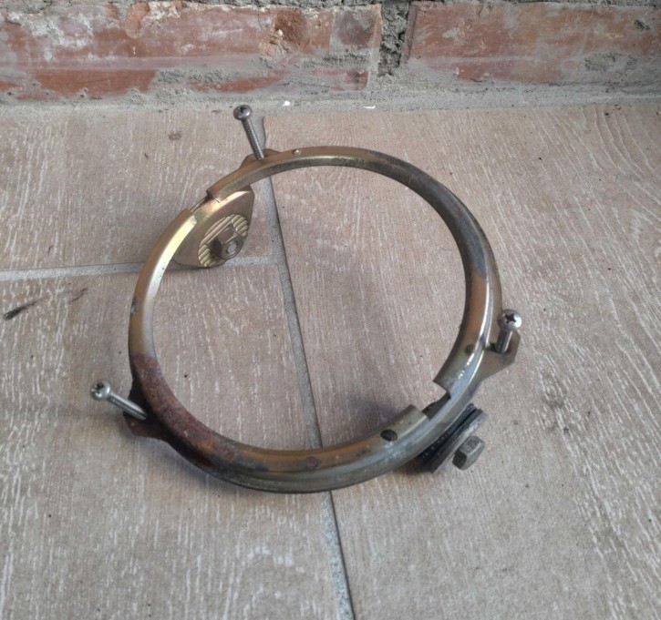 gebrauchter Haltering für den original Scheinwerfer an BMW GS Modellen
