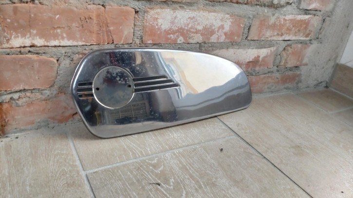 BMW Toaster R50/5 R60/5 R75/5 Chromblende für Benzintank 17L links BMW Toaster R50/5 R60/5 R75/5 Chromblende für Benzintank 17L links