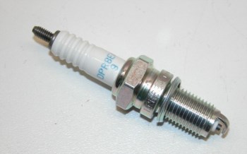 Zündkerze NGK DCPR8E