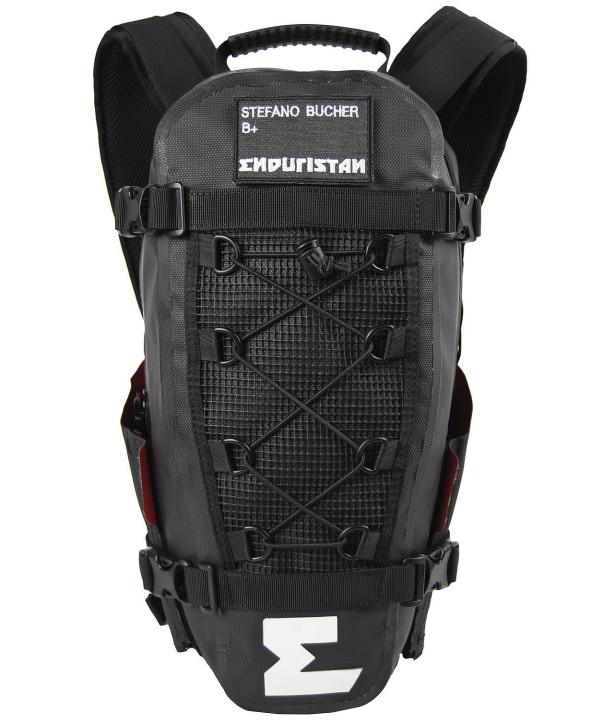 Hurricane 15 Enduristan Rucksack 15 Liter mit Trinkbeutel