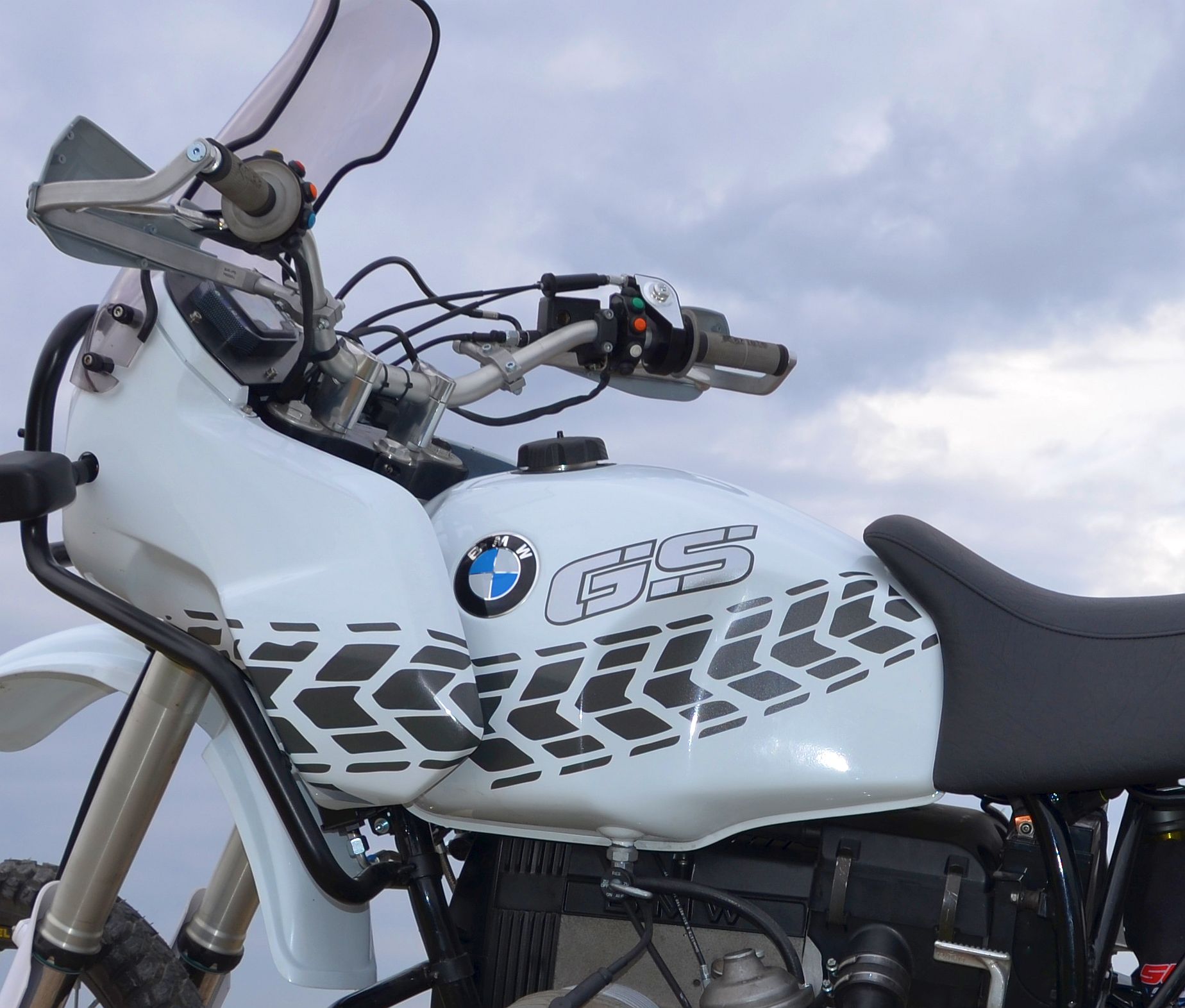 Tankdeckel BMW Motorrad Enduro für versenkten Tankdeckel am