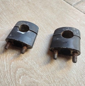 Lenkerklemmbock oben und unten für Lenker BMW R65 R80 G/S ST