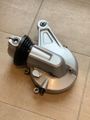 Endantrieb 32:12 silber gebraucht für BMW Motorrad Modelle R1100 S R1100 RS