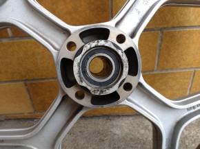 Gussrad Vorderrad Felge 2.50x18 silber gebraucht für BMW Motorrad K und R Modelle