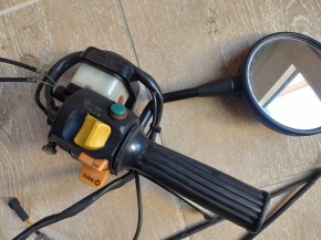 Griffeinheit rechts gebraucht für BMW 2 Ventil Modelle