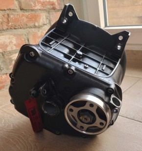 gebrauchtes BMW R2V Getriebe in schwarz, überholt und optimiert